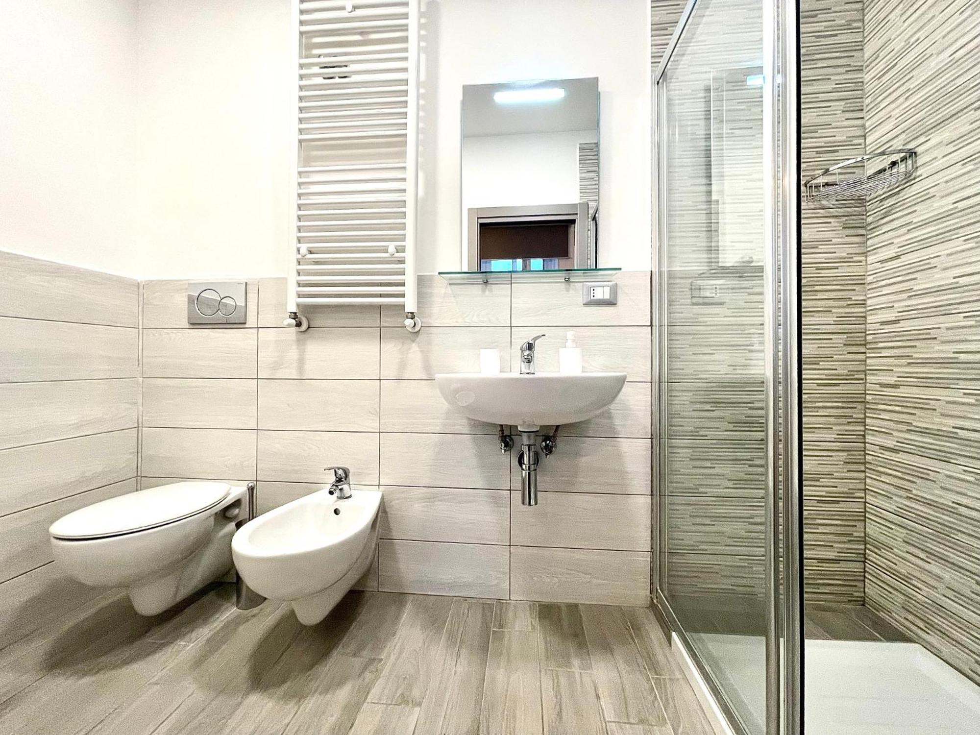 Colosseum Guest House โรม ภายนอก รูปภาพ